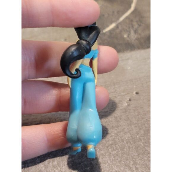 Princess Jasmine Disney Pixar Aladdin toy figure - Picture 3 of 5